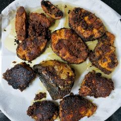 A picture of Mustard paste based fish fry.