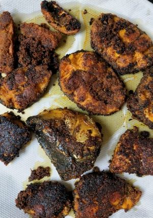 A picture of Mustard paste based fish fry.