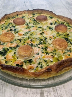 Foto principal de Quiche de salmón con queso de cabra
