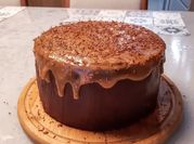 Uma foto de mousse café