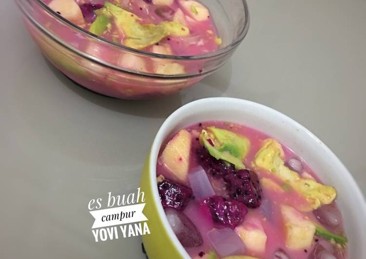 Resep Es buah campur seada nya,tetep nyuumy🥑🍎🍧😍 yang Lezat