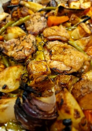 A picture of Chicken Tray Bake.