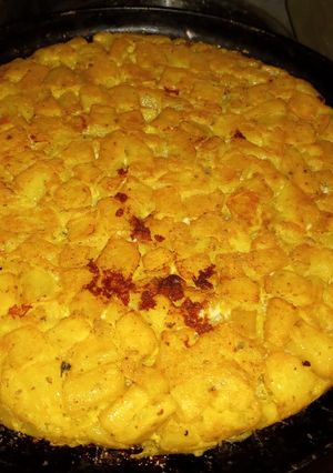 Una foto de Tortilla de papa rellena