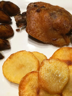 Una foto de Confit de pato 🦆