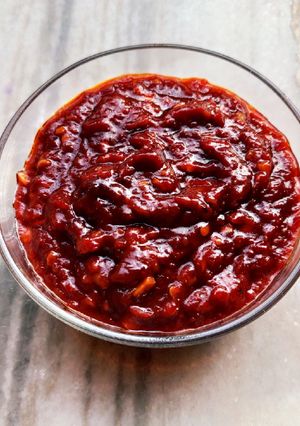 A picture of Schezwan Sauce.