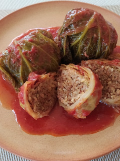 Töltött kelkáposzta levelek paradicsomban #gluténmentes recept fotója