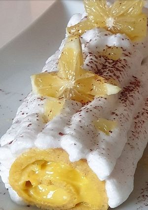 Une photo de Bûche façon citron meringué