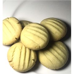 A picture of Butter cookies.