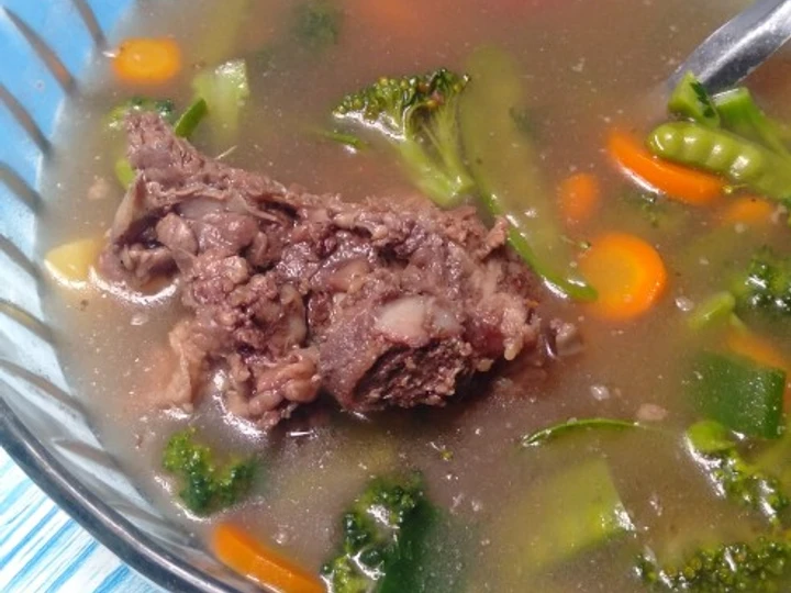 Langkah Gampang Membuat Resep Sop Tulang Sapi yang Enak Banget Anti Ribet, Lezat Sekali