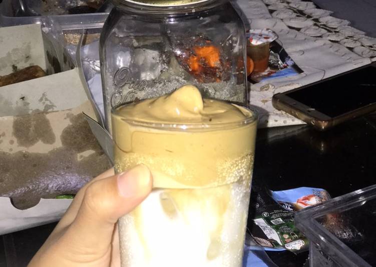 Langkah Mudah untuk Menyiapkan Dalgona Coffee Nescafe with Mixer, Enak