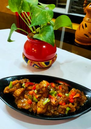 ড্রাই চিলি চিকেন (dry chilli chicken recipe in bengali) রেসিপির প্রধান ছবি