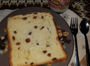 Mazsolás kalács készítés kenyérsütőben recept fotója