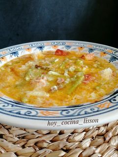 Una foto de Sopa de espárragos