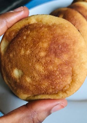 A picture of Mini chocolate stuffed pancakes.