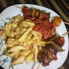 A picture of Fried potatoes and Giza source.