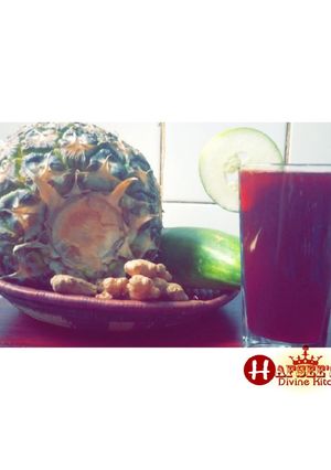 A picture of Zobo drink.