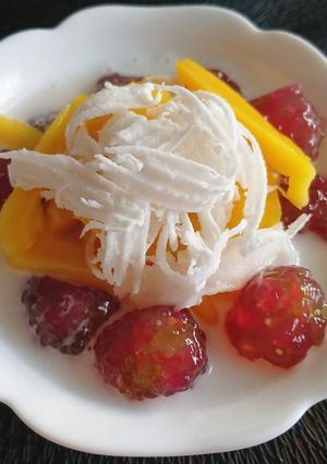 Hình của món Chè Bi Bột báng.