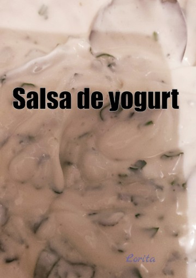 Una foto de Salsa de yogurt natural