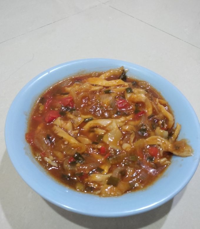 Swimsuit porno bilan qoplangan