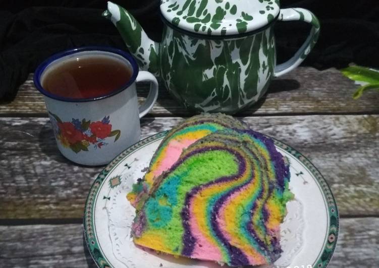 Resep Bolu kukus Rainbow yang Enak Banget