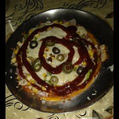 A picture of Veg pizza.