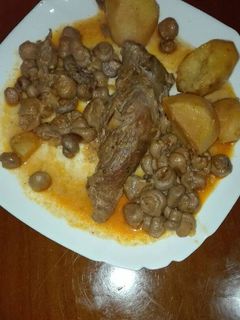 Una foto de Solomillo ibérico adobado de pimentón y ajo al horno en la olla GM