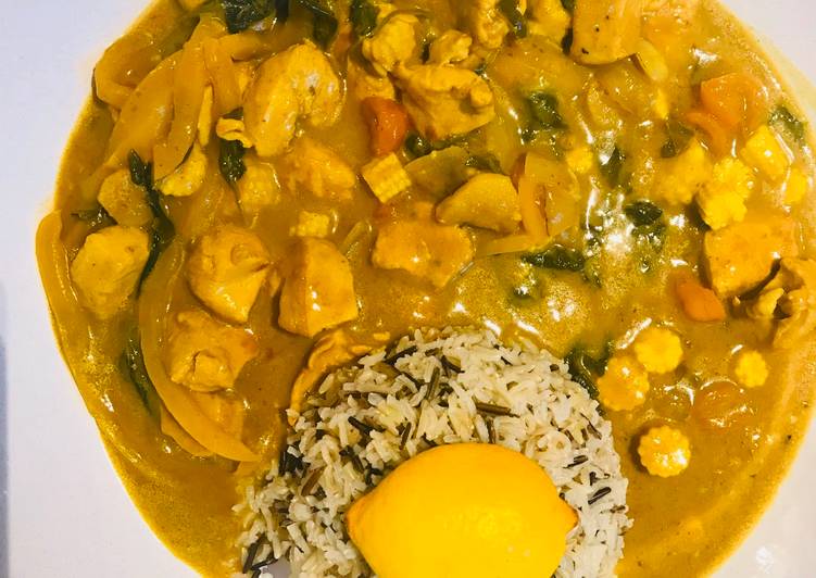 Easy Yellow Thai chicken curry