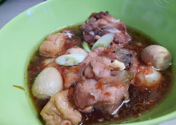 Resep Semur ayam tahu telur puyuh oleh Meli Indah - Cookpad