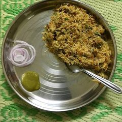A picture of Chicken Biryani.
