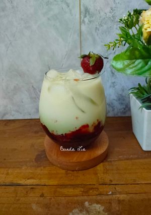 Foto resep Strawberry Matcha Latte