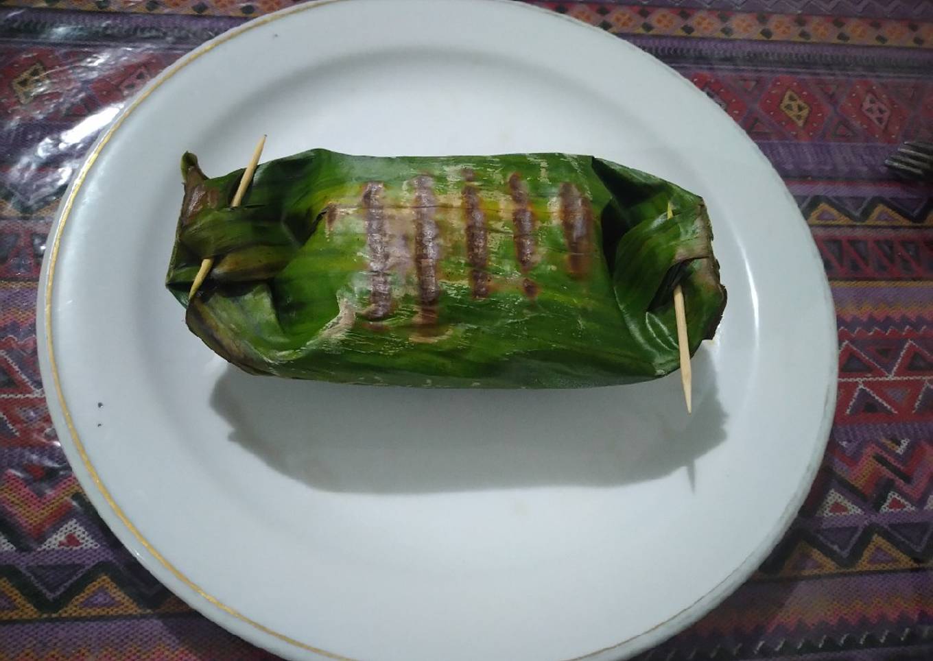 Nasi bakar tongkol suwir