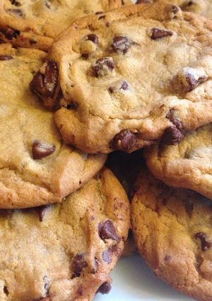A picture of Chocolate chip cookies .