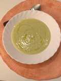 Puré de calabacín con caserio