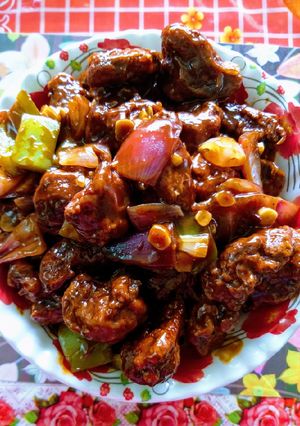 চিলি চিকেন (chilly chicken recipe in bengali) রেসিপির প্রধান ছবি