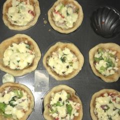 Buttercup pizza 🍕 A picture of Buttercup pizza 🍕.
