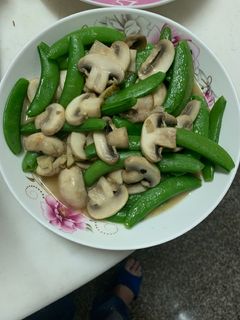 巴西蘑菇炒甜豆 的食譜成品照片
