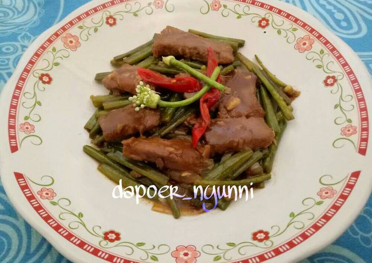 Daging Sapi &amp; Kembang Brambang saus Teriyaki