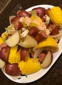 Seafood boil w/red n hot sauce Recipe by Hessa - Cookpad