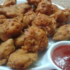 A picture of Pakoray (Ramadan special).