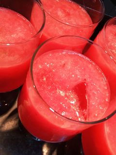 "তরমুজ পুদিনার শরবত" রেসিপির প্রধান ছবি