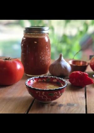 Una foto de Salsa picante con chile Carolina Reaper
