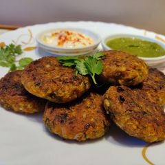 A picture of Sprouts Tikki.