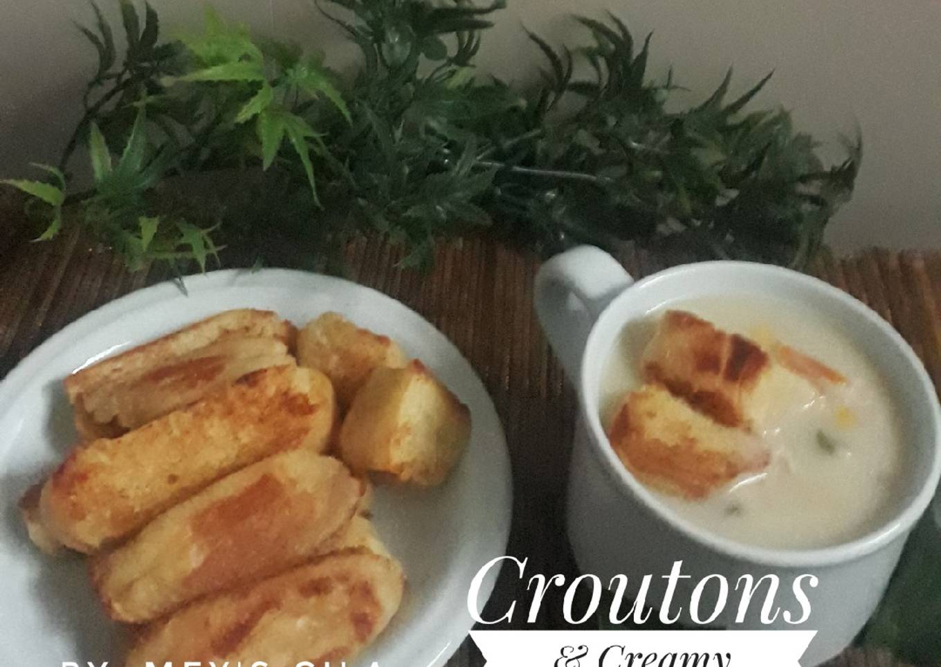 Croutons with Creamy Chicken Soup