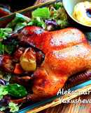 Duck with apples in honey marinade