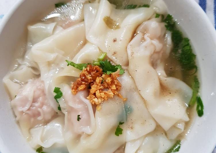 Pangsit Kuah / Wanton Soup