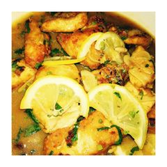 A picture of Chicken Piccata.