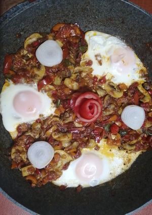 عکسی از دستور املت قارچ و فلفل دلمه ای