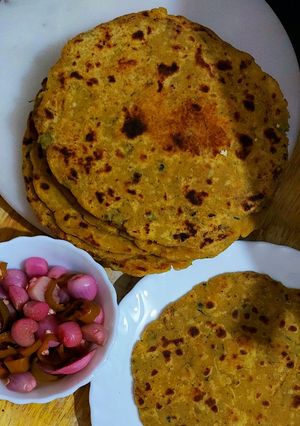 A picture of Multi-millet Pumpkin Paratha.