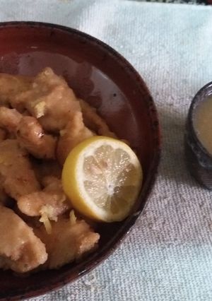 Una foto de Pollo al limón estilo chino