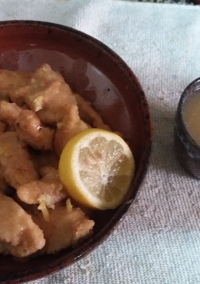 Una foto de Pollo al limón estilo chino